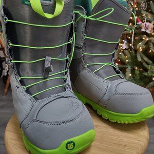 Snowboard Boots: Burton- Men's Moto 8M